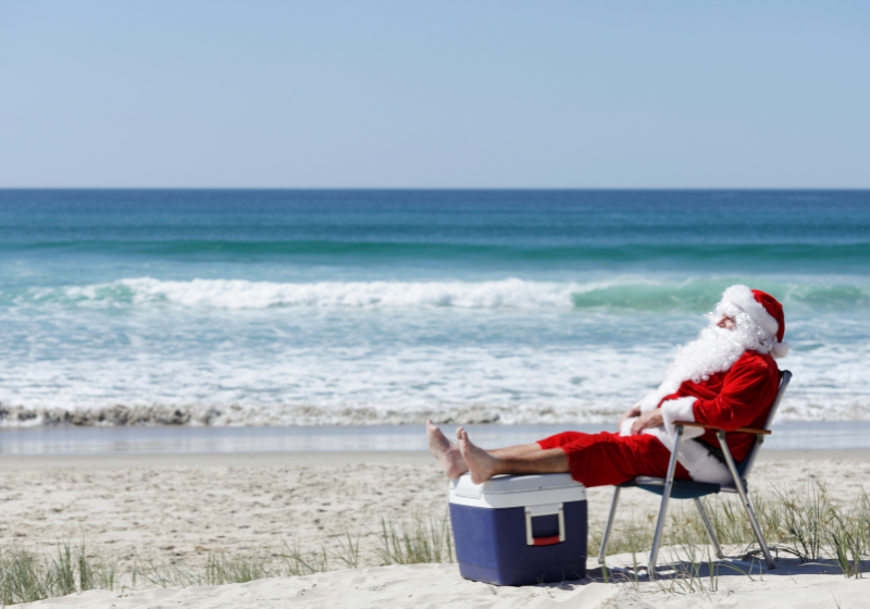 Header beach Santa.png